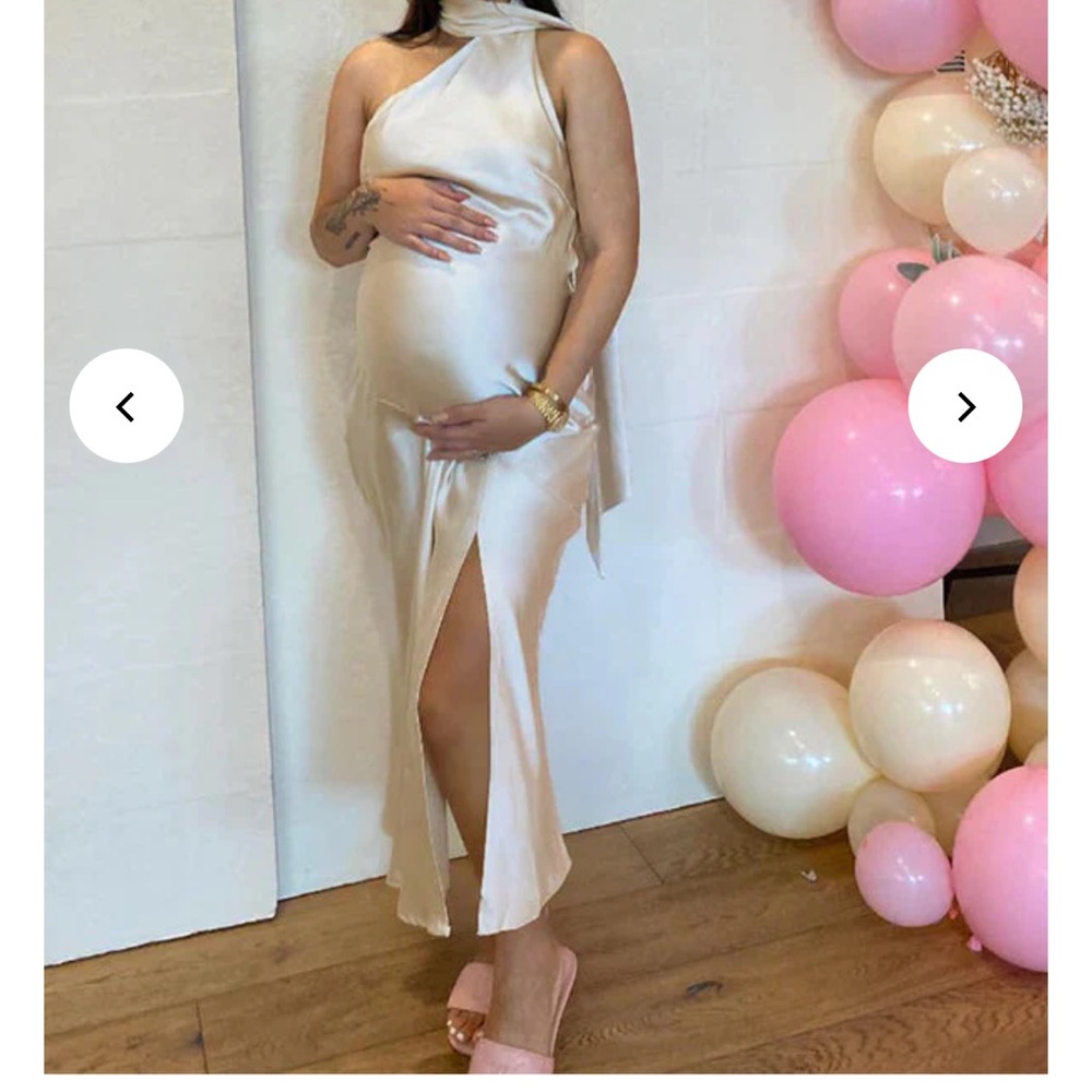 Chic Cream One-Shoulder Maternity Dress
